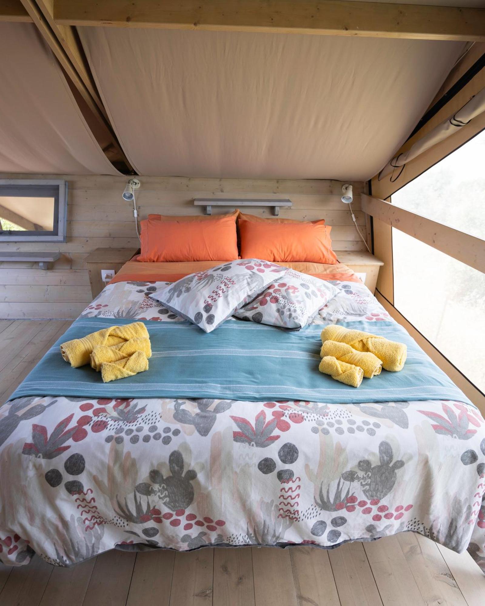 Luxury tent Ciriga Sicily Glamping Resort Santa Maria Del Focallo